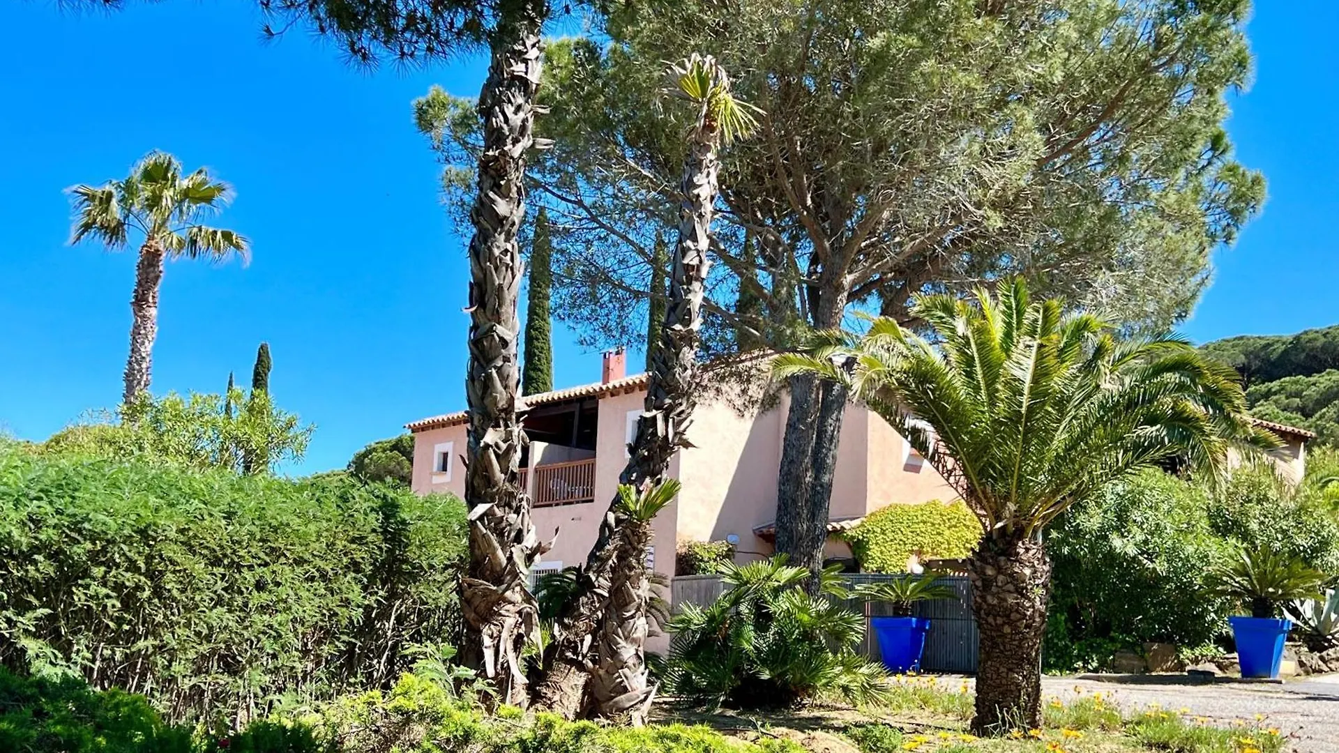 Village Vacances De Ramatuelle - Le Sentier Des Pins 3*,  France