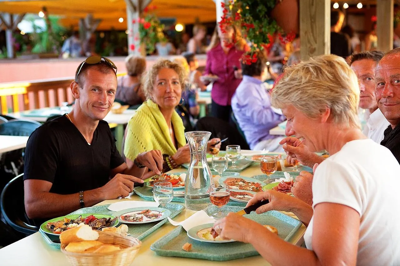 Village Vacances De Ramatuelle - Le Sentier Des Pins 3*,
